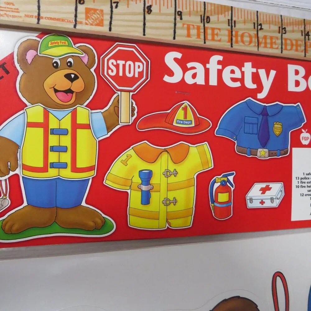 Safety Bear NEW Unopened BULLETIN BOARD SET  (gets dressed in diff clothes) #2